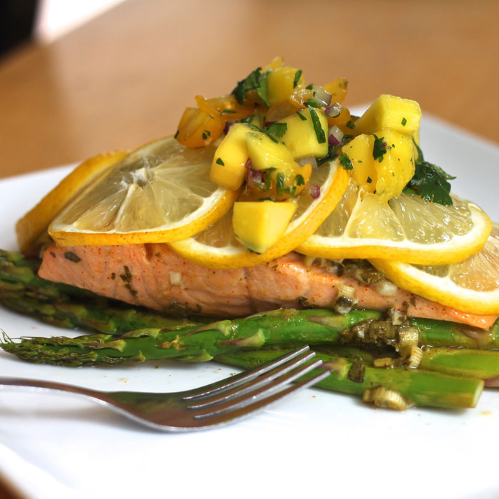 Citrus Cilantro Salmon en Papillote with Mango Salsa