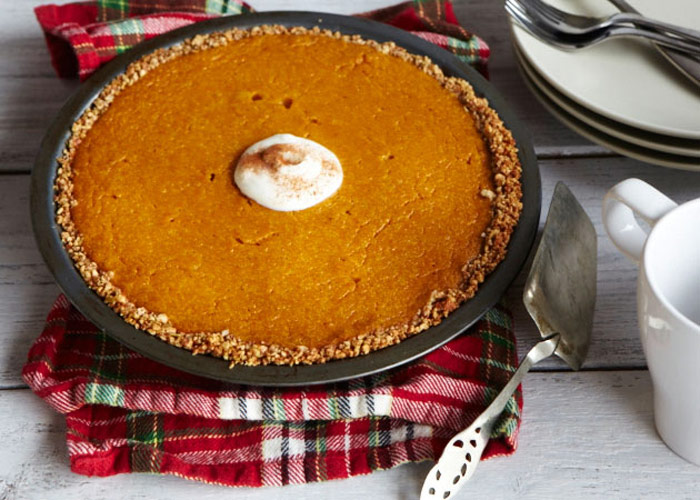 Pumpkin Pie with Nut Crust