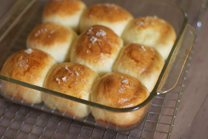 Buttery Dinner Rolls
