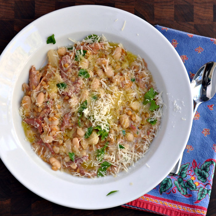 Slow Cooker Farro and Cannellini Bean Soup with Vegetables