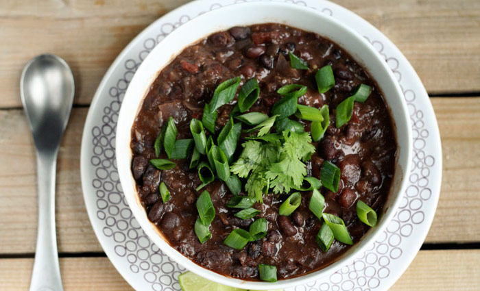 Chipotle Black Bean and Quinoa Crockpot Stew